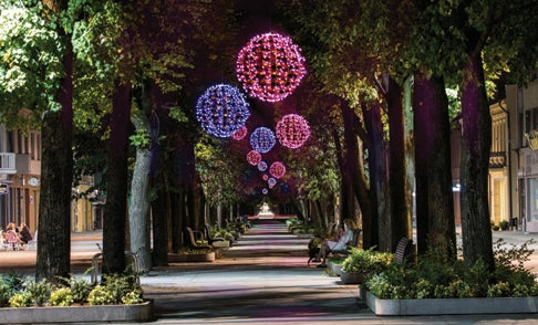 Hanging Ball Ornament (1083-N)