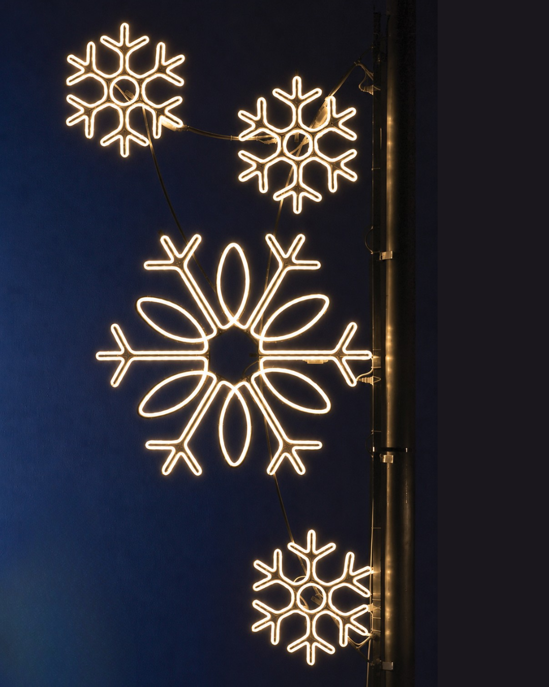 Neonflex- Pole Decoration - Snowflake Cluster