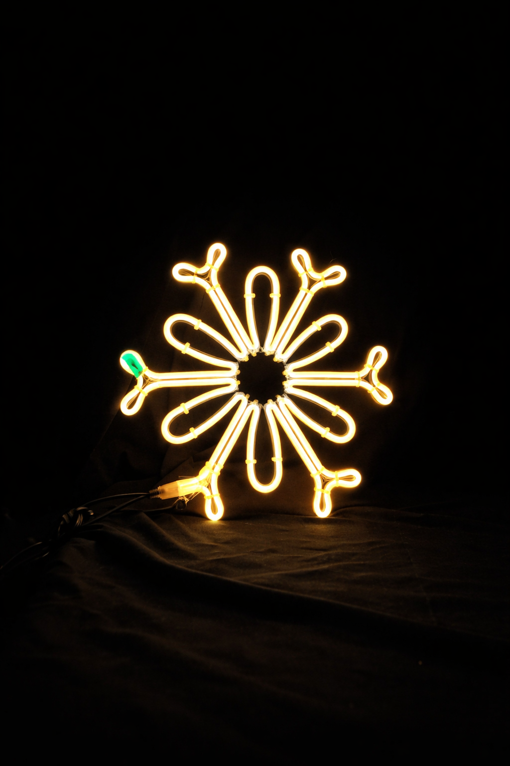 Neon - Single Loop Snowflake