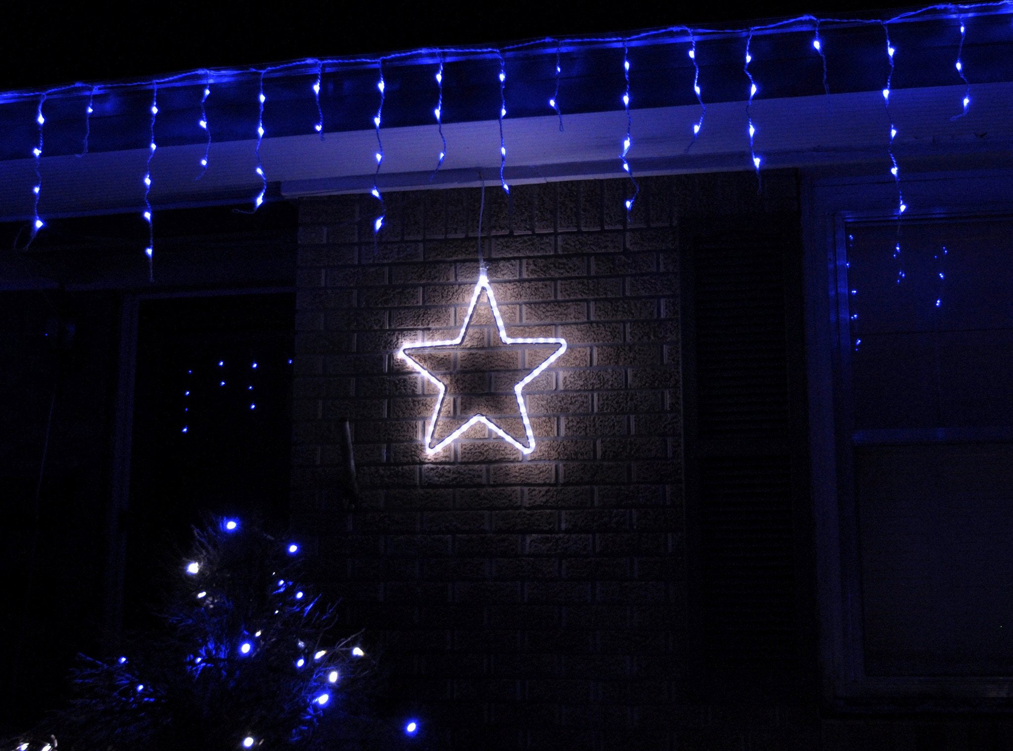 outdoor, indoor, LED, bulb, lights, quality, durable, commercial-grade, light motif, religious, Christmas, holiday, 2021, decoration, giant, star 